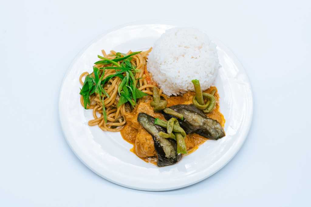 Beef Kare Kare ShoreCafe 